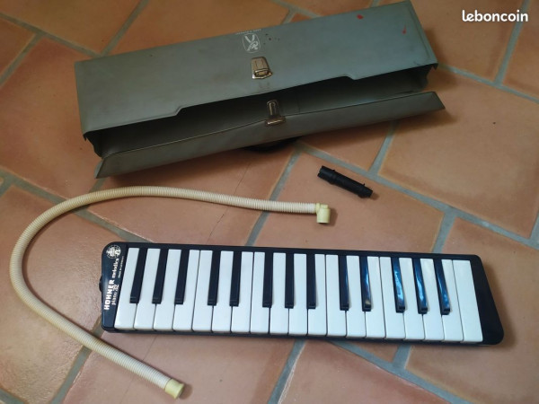 Mélodica Hohner piano 32 made in Germany
